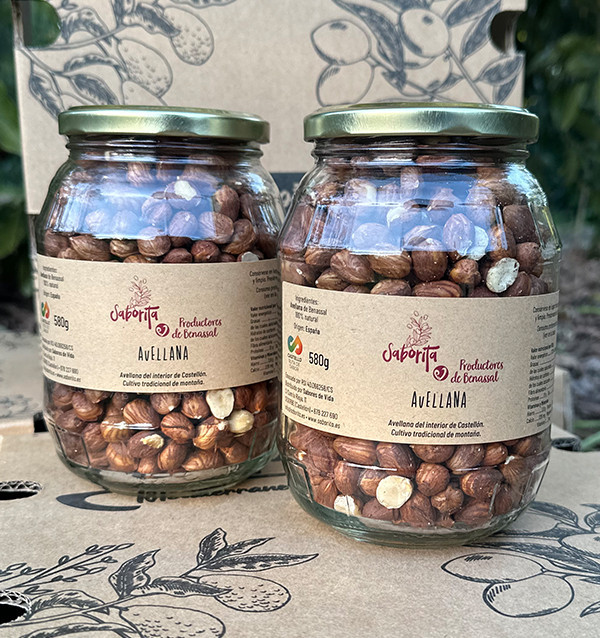 Buy hazelnuts online from Tropitop