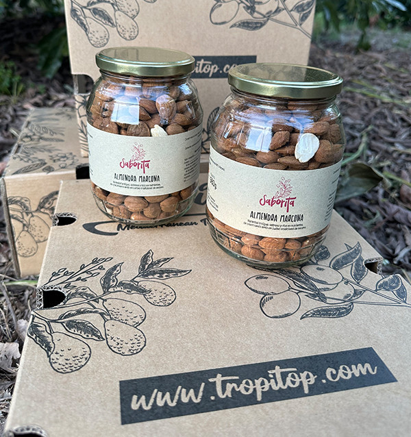 Buy Almonds Online at Tropitop
