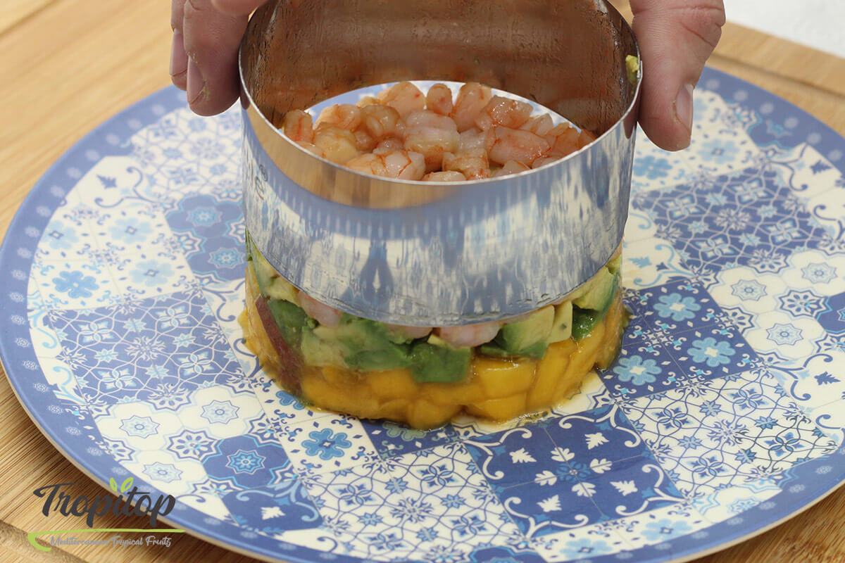 Tartare de Camarão com Abacate e Manga - passo 7